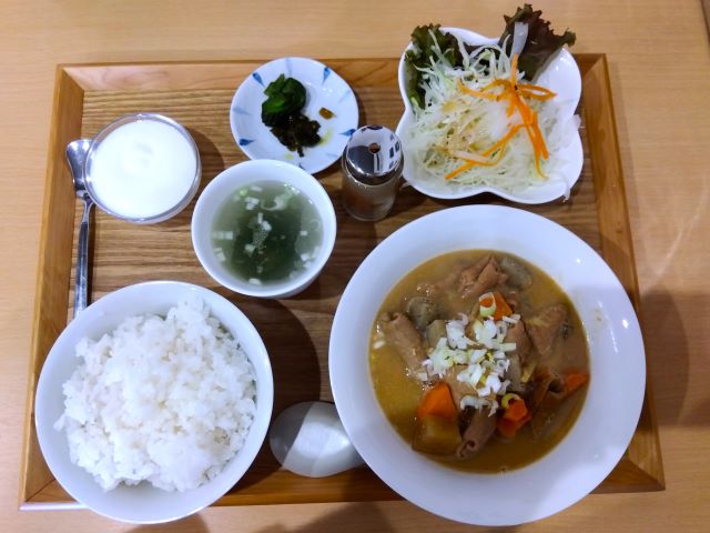 喫茶ハセガワ　モツ煮込み定食