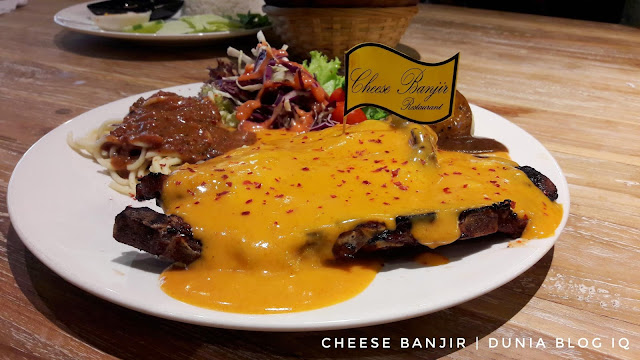 Cheese Meleleh di Cheese Banjir, Desa Pandan