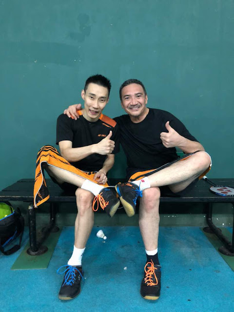 Hishamuddin main badminton dengan Lee Chong Wei