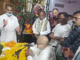 मंदिर प्रांगण के महोत्सव में पहुँचे अमरवाड़ा विधायक