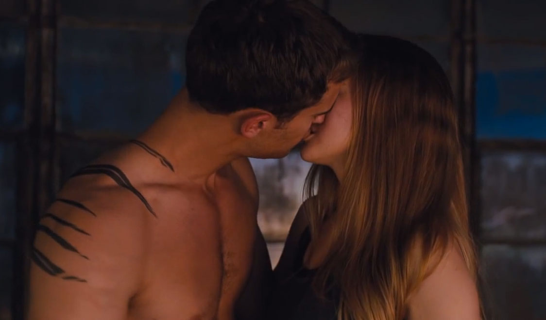 Divergent Kissing Scene