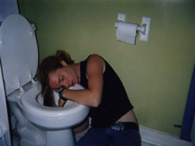 Drunk Girls Pics - Hot Chicks When Drunk - Girls Passed-Out