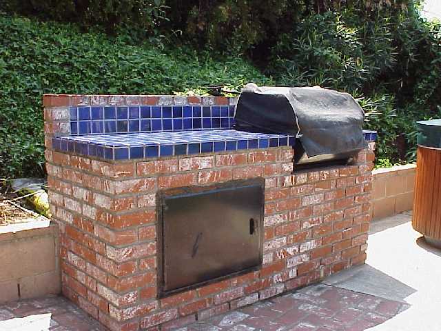 Brick Built In Bbq3