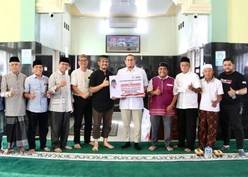 Andre Rosiade Bantu Rehab Masjid Al Ikhlas, Andalas, Padang