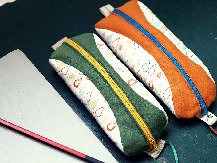 Handmade DIY Zipper Pencil Case Tutorial in Pictures. 