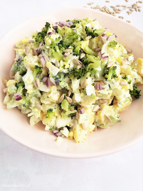 Sałatka ziemniaczana z brokułem / Broccoli Potato Salad