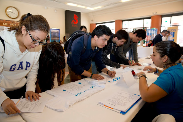 Experiencias retadoras y de aprendizaje basadas en la metodología Aprendizaje-Servicio