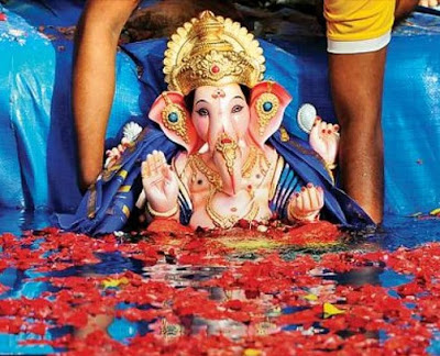 Significance of 3 day Ganesha celebration in streets and its Visarjan
