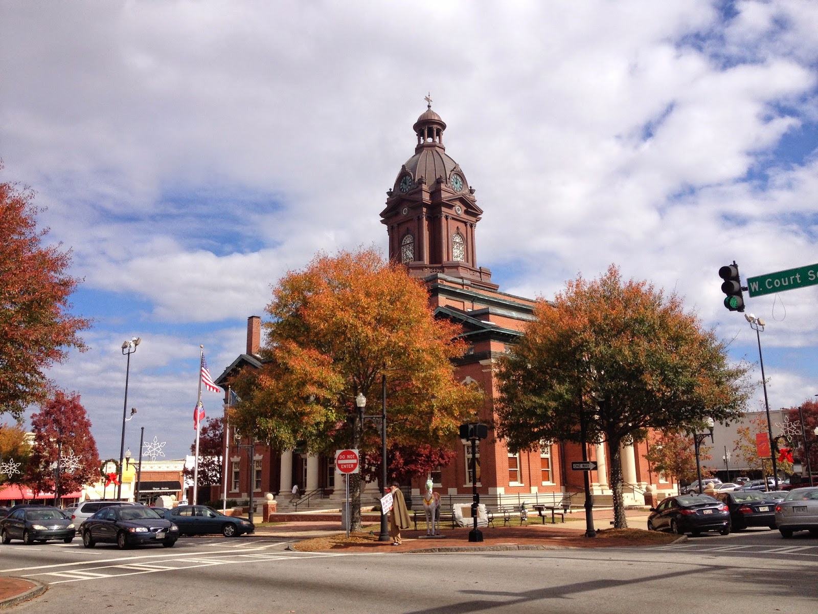 Flat Susan: Visiting Downtown Newnan, GA