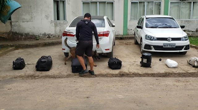 Com apoio dos Policiais de FEIJÓ ,Policia Civil intercepta veículo e apreende mais de 11 quilos de cocaina em Tarauacá