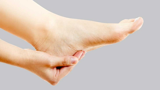  Causes of heel pain and easy natural remedies