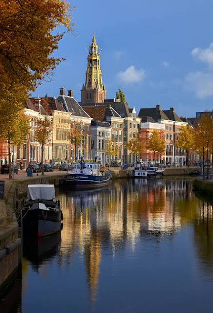 Amsterdam, Netherland is such a sere city and among the most beautiful cities in the world.