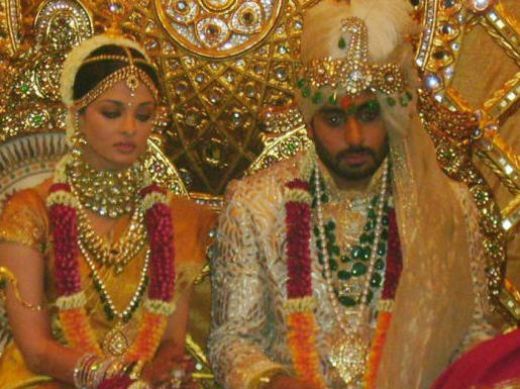 Abhishek Bachchan and Aishwarya Rai Wedding PicturesAishwarya rai Wedding 