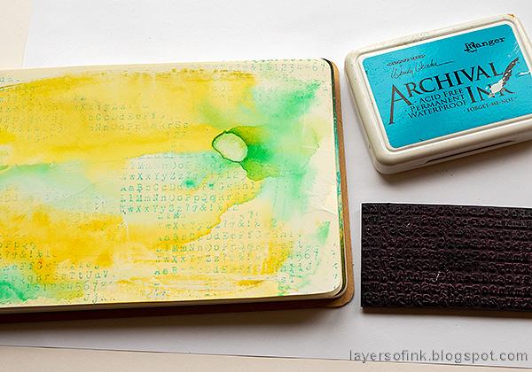 Layers of ink - Bird Friends Mixed Media Art Journal Tutorial by Anna-Karin Evaldsson.