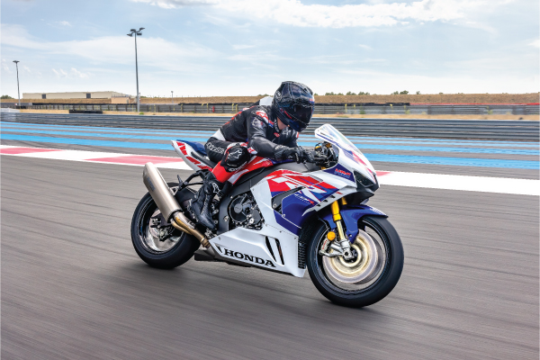 Cbr1000RR-r Fireblade sp terbaru 2023