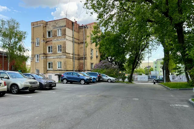 Бакунинская улица, улица Фридриха Энгельса, дворы, жилой дом (построен до 1917 года)