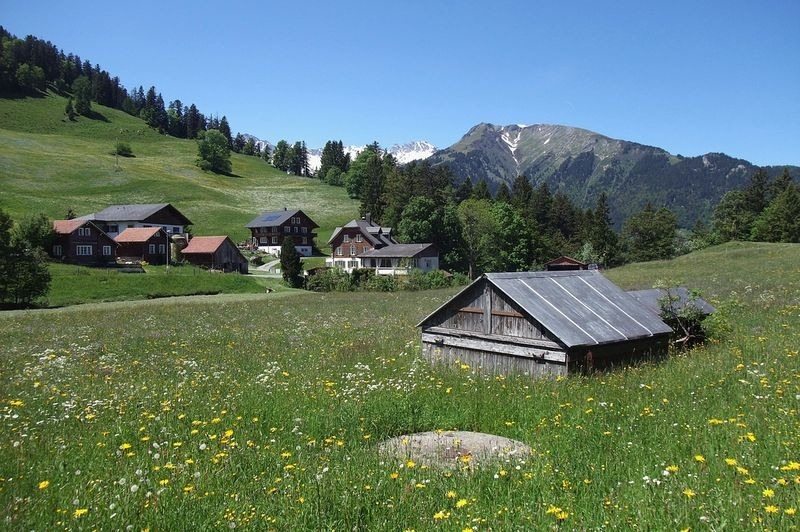 hidden-swiss-bunkers-2