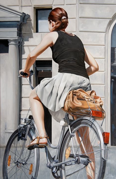 Marc Figueras pinturas foto-realistas mulheres anônimas de costas bicicletas andando pela cidade