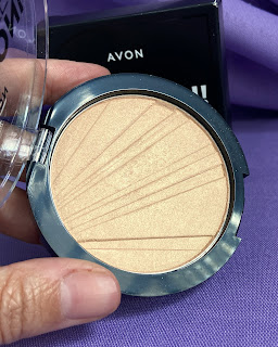 resenha-iluminador-avon-glow-on-highlighter-dourado-detalhe-dicas-da-tia