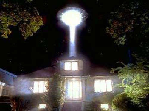 Ufo Sighting In Council Bluffs Iowa On June 5Th 2013 Laying Out On My Front Step