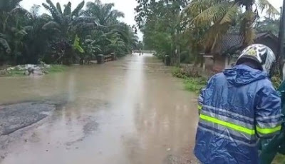 Banjir, Jalan Penghubung Lamteng dan Tubaba Putus Total