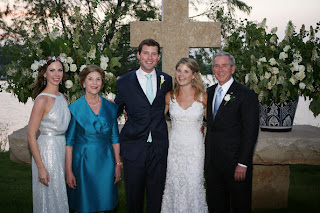 George w and laura bush wedding