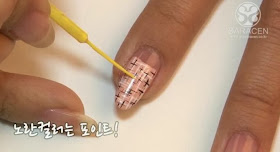 Tweed nail art