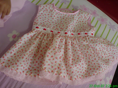 Baby Gowns Newborn on This Pink Baby Dress Was Made For Newborn Size Baby  0 3months