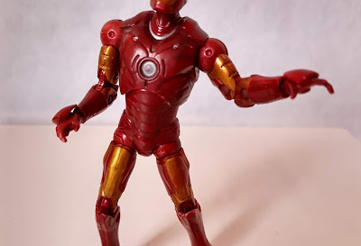 Figura de ação articulada em 8 pontos (cabeça não articula) do Homem de ferro - Marvel 2003 - 16cm de altura R$ 30,00