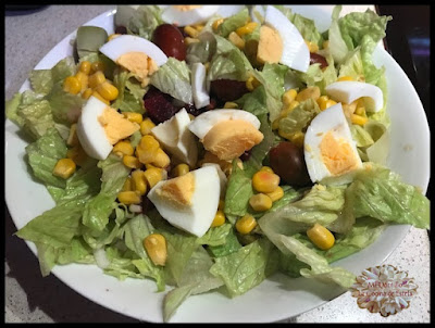 https://lacocinadeestela.blogspot.com.es/2017/10/ensalada-saludable-y-completa.html