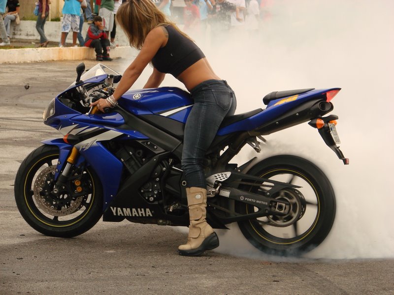 Download this Girl And Yamaha Motorcyle picture