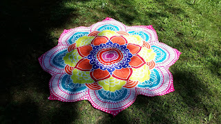 http://www.rosegal.com/beach-throw/multicolor-indian-mandala-lotus-shape-789502.html?lkid=140512