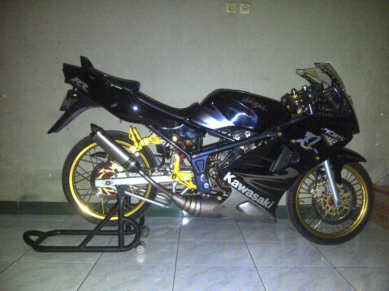 Modifikasi Motor  Kawasaki Ninja  RR  2009 Indo Look