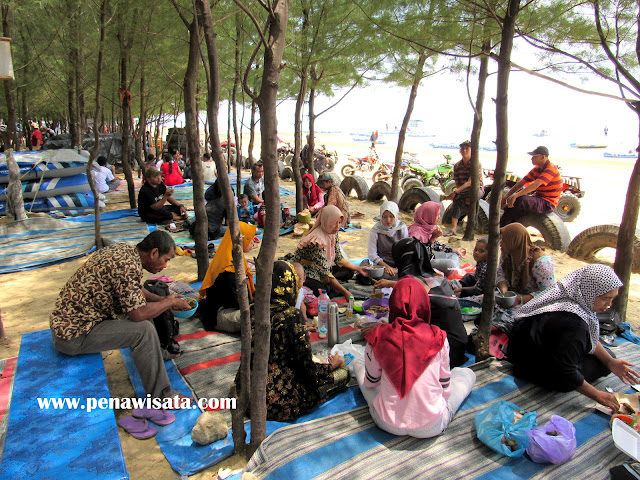 Info Harga Tiket Masuk Pantai Karang Jahe Rembang ...