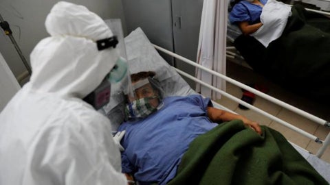 México minimiza defunciones por COVID-19 de trabajadores en sector de la salud