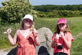 twins eating ice cream