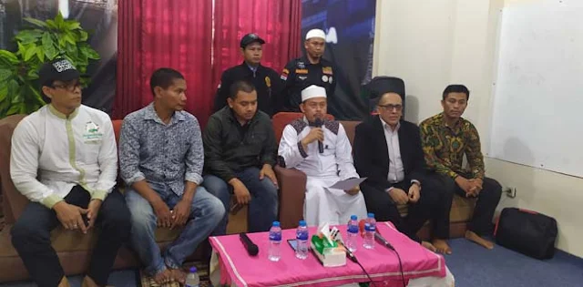 PA 212: Kehadiran Buzzer Jokowi Saat Demo Itu Aneh, Harusnya Polisi Sidik Ninoy Karundeng