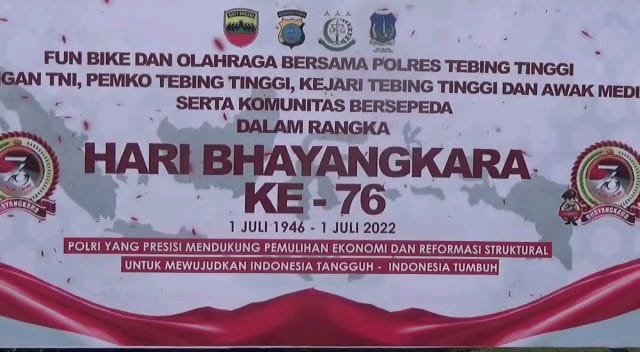 PERINGATI HARI JADI KOTA TEBING TINGGI KE-105 DAN HARI BHAYANGKARA KE-76 TAHUN 2022, PEMKO BERSAMA POLRES GELAR OLAHRAGA BERSAMA