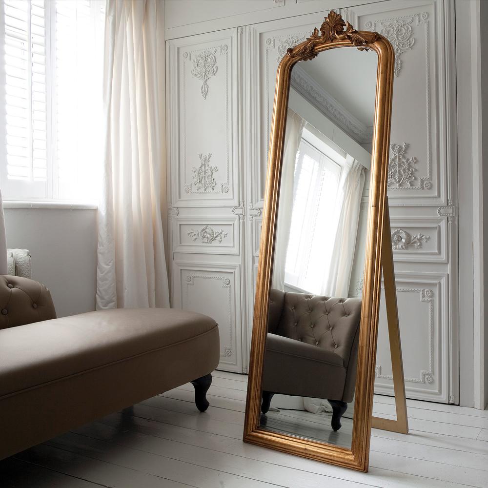 Eye For Design: Decorate With Large, Ornate Leaning Mirrors