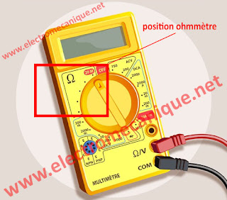 procédure  tester un condensateur utilisant  l'ohmmètre d'un multimètre