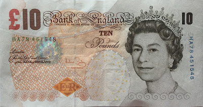 10 Pounds Sterling banknote 