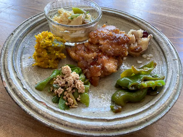 蔵の街栃木の洋館カフェ『パーラートチギ』土地のご飯ランチ