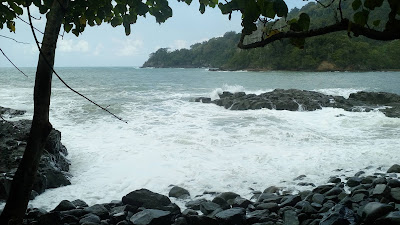 Pantai Batu Banyuwangi