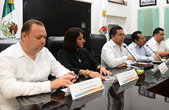 Traban a los "X-QR": El tío de Félix (SEDARU), Juan Pablo (SEFIPLAN), Acosta (CAPA), Acevedo (SQCS), Villanueva (TSJ), Romanillos (IPAE), Ortegón (SESA), Abuxapqui (OPB), El Pato (FCP), Góngora-Castro (Solidaridad), Simá (LC), Fredy (Cozumel), Balam (Tulum), Leonel (PM) y Agapito (IM); Se llevaron 11 MIL MDP