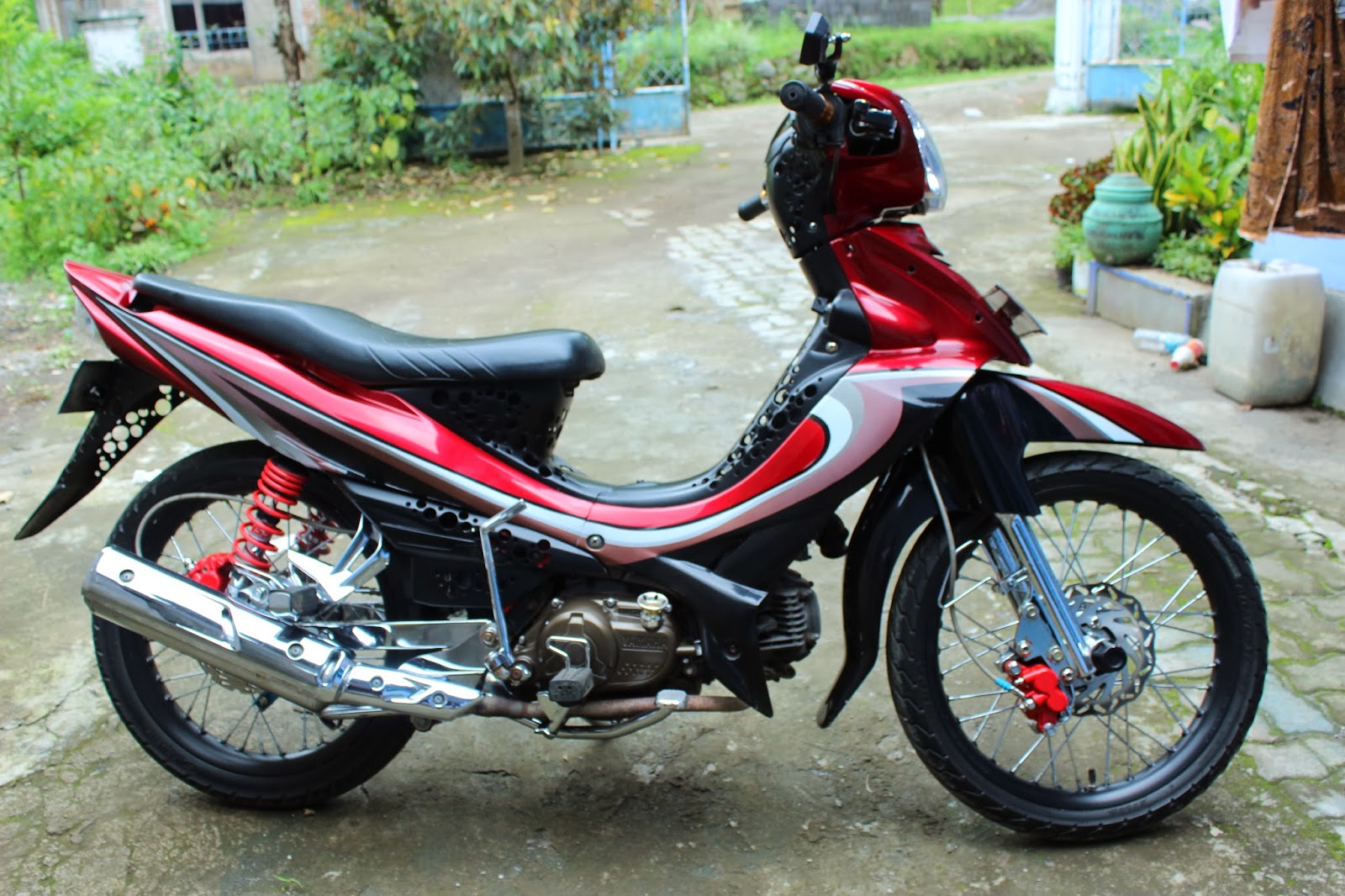 DUNIA MODIFIKASI MOTOR Modifikasi Jupiter Z Terbaru