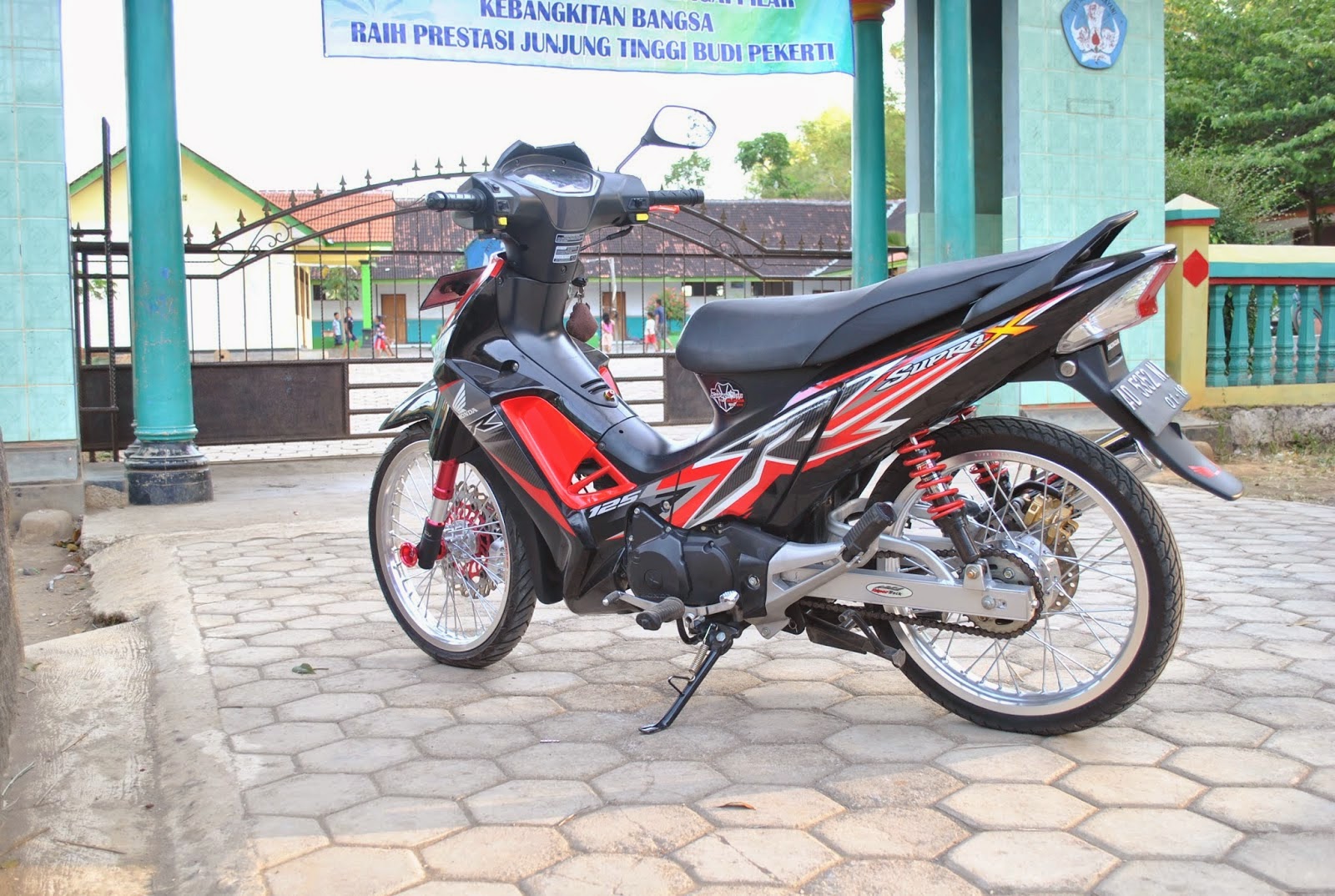 Koleksi Modif Warna Motor Supra X 125 Terbaru Dan Terlengkap Fire