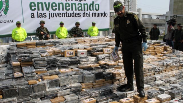 EE.UU. anuncia sanciones por narcotráfico en Latinoamérica.