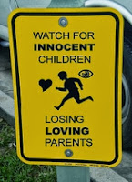 Η Εξουδετέρωση της Αγάπης στις σχέσεις των Γονέων-Παιδιών είναι Κακοποίηση Παιδιών που γράφεται με κεφαλαία γράμματα.