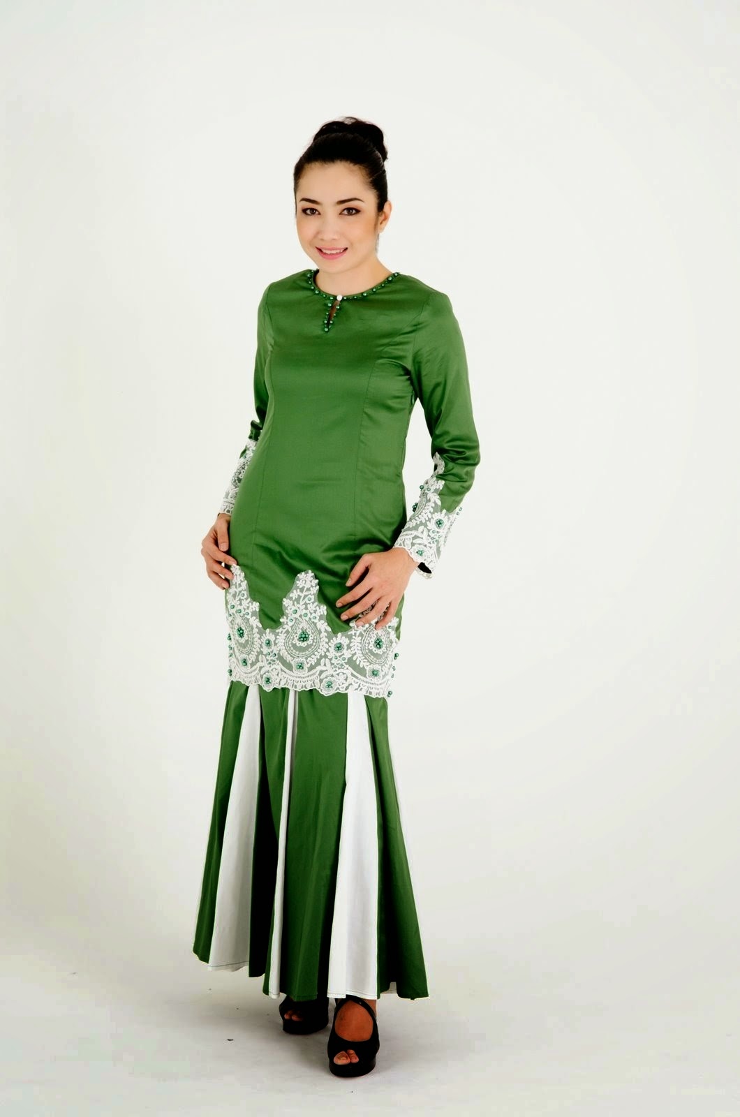 Modern Malay Fashion iLovely Kurung hijau emerald 