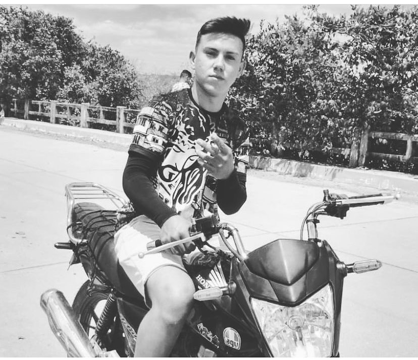 Jovem morre em acidente de moto em Paulista-PB